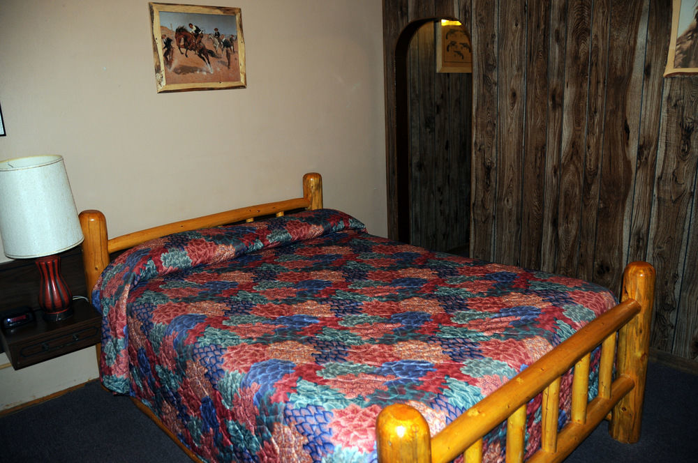 תרמופוליס Rainbow Motel מראה חיצוני תמונה
